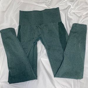 NVGTN Forest green contour seamless leggings